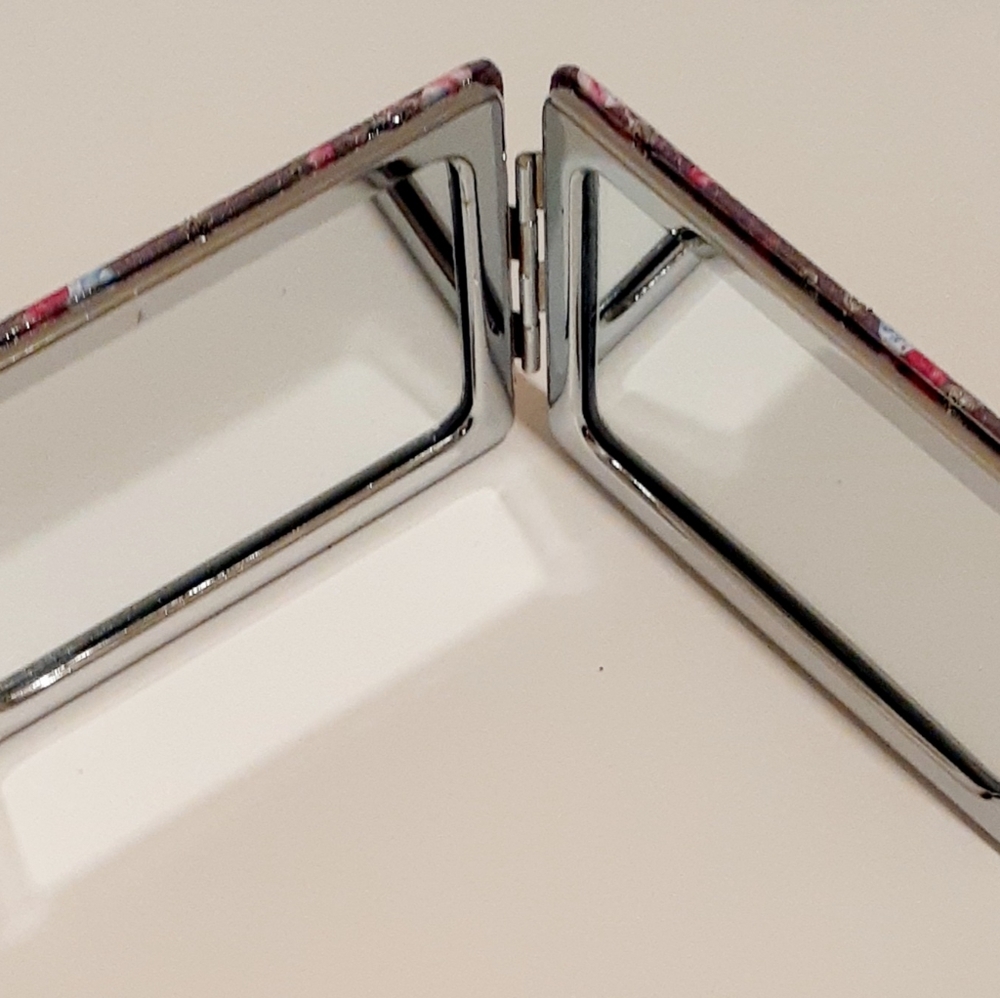 Cosmetic Mirror